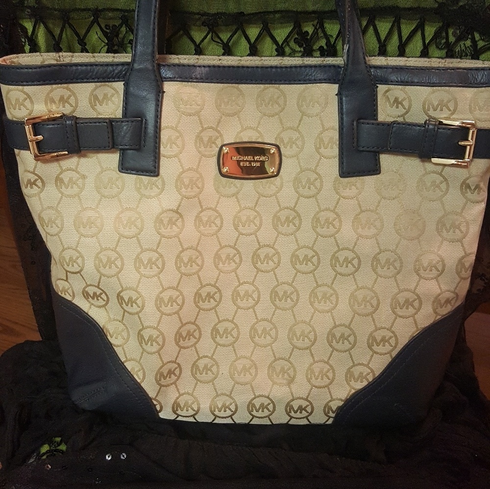 Original Michael Kors purse